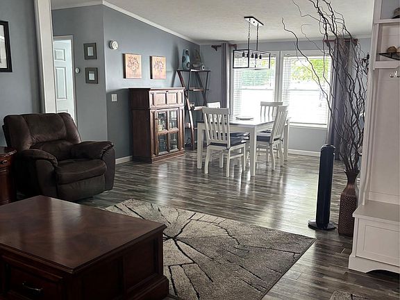 3rd image of 575 Blue Lake Ct