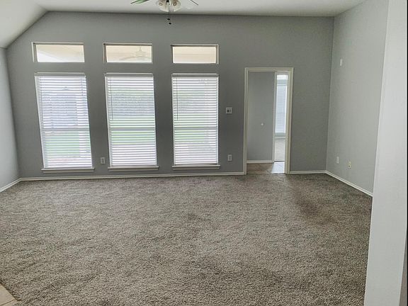 5th image of 21414 Willow Glade Dr
