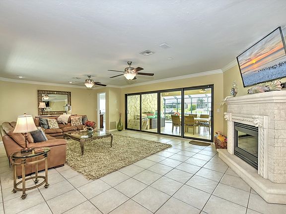 5th image of 474 N Barfield Dr