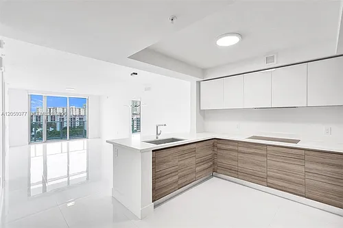 330 Sunny Isles Blvd #5-805 Photo 1