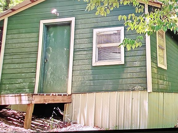 3rd image of 10920 Chicken Hollow Trl