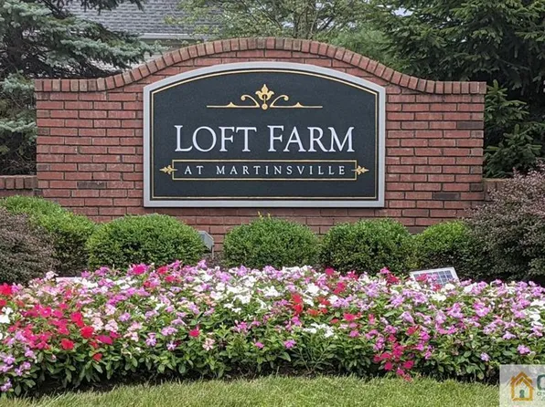 61 Loft Dr, Bridgewater, NJ 08807