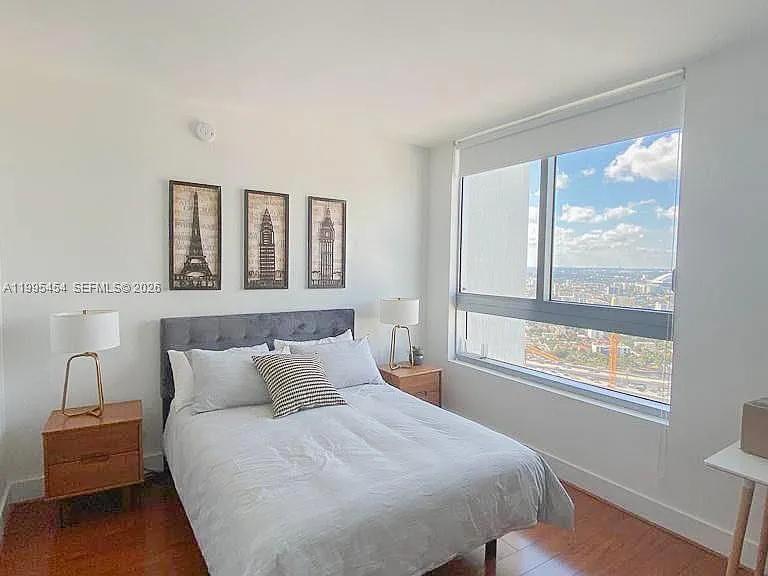90 SW 3rd St #3806 — Photo 10