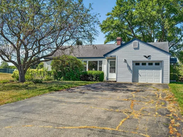 104 Gloria Avenue, Rutland Town, VT 05701