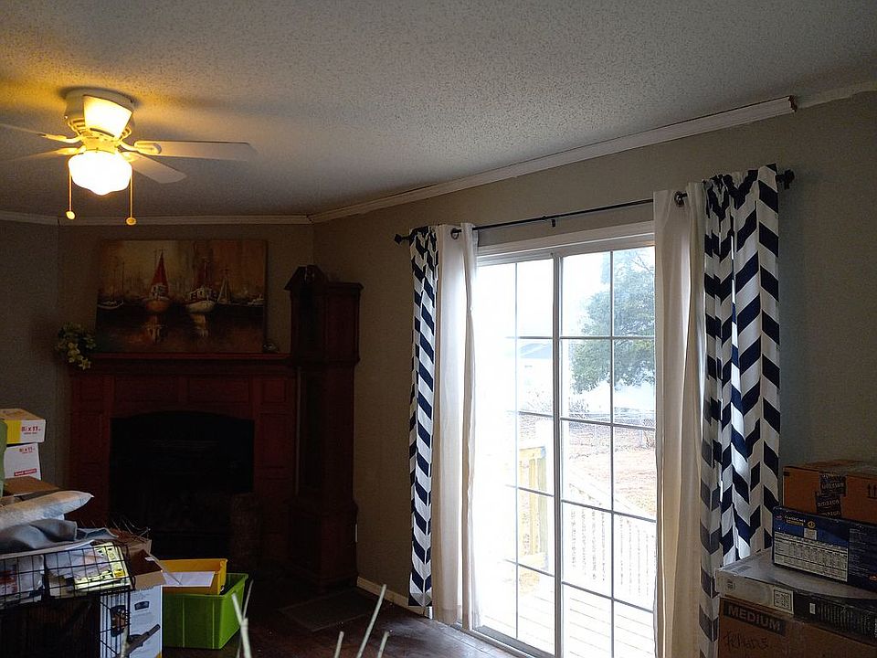 2nd living space w fireplace