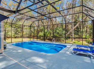 11 Greenwood Dr, Hilton Head Island, SC 29928