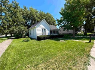 207 N Van Buren Ave, Fowler, IN 47944