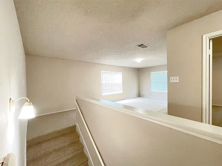 3079 Hill St — Photo 13