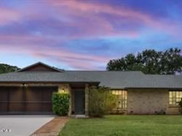 776 Beacon St NW, Palm Bay, FL 32907