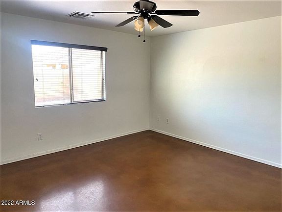 5th image of 36997 W Amalfi Ave
