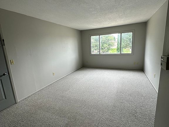 2nd image of 210 S Henry St APT D