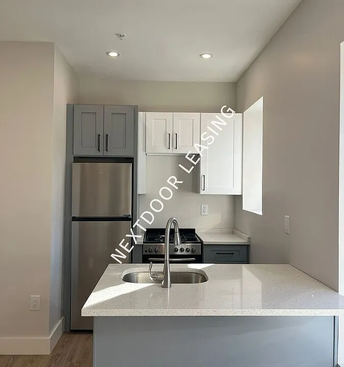 269 Martin Luther King Dr #3CM