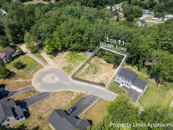 11 Valley Lane, Somersworth, NH 03878