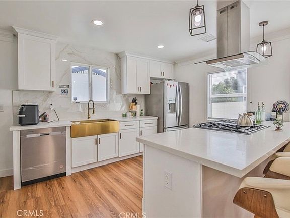 4th image of 3206 W 59th St