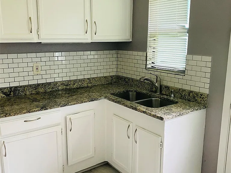 7547 Laura Koppe Rd — Photo 10