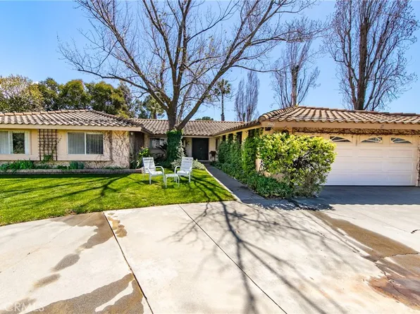 9540 Avenida Miravilla, Cherry Valley, CA 92223