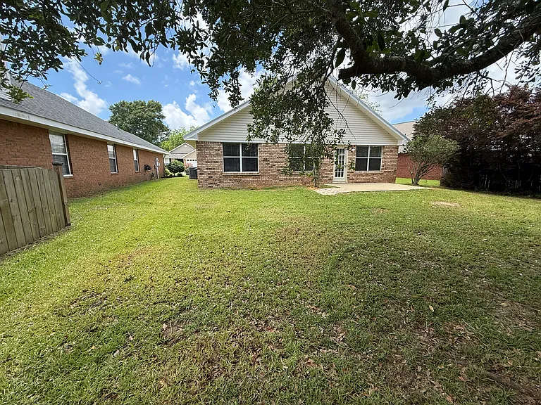 104 Kemper Ln — Photo 24