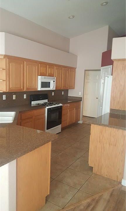 2nd image of 4409 Ornate Ct #0