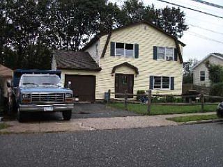 2nd image of 8 E 4th St