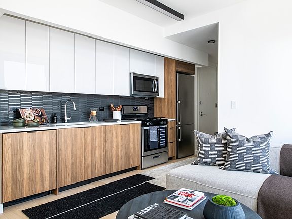 4th image of 115 57th Ave APT 4319