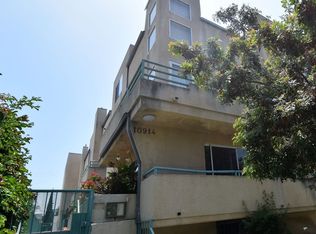 10914 Camarillo St APT 1, North Hollywood, CA 91602