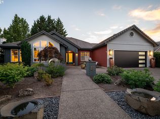 1686 Victorian Way, Eugene, OR 97401