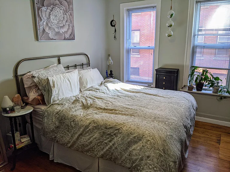 1948 N Spaulding Ave #1B — Photo 5
