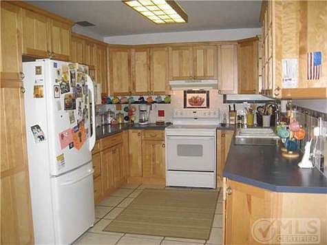 3rd image of 3384 Collin Dr