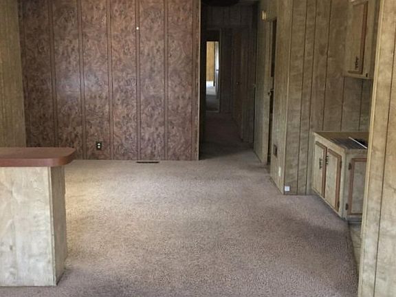 2nd image of 13768 Rockford Dr