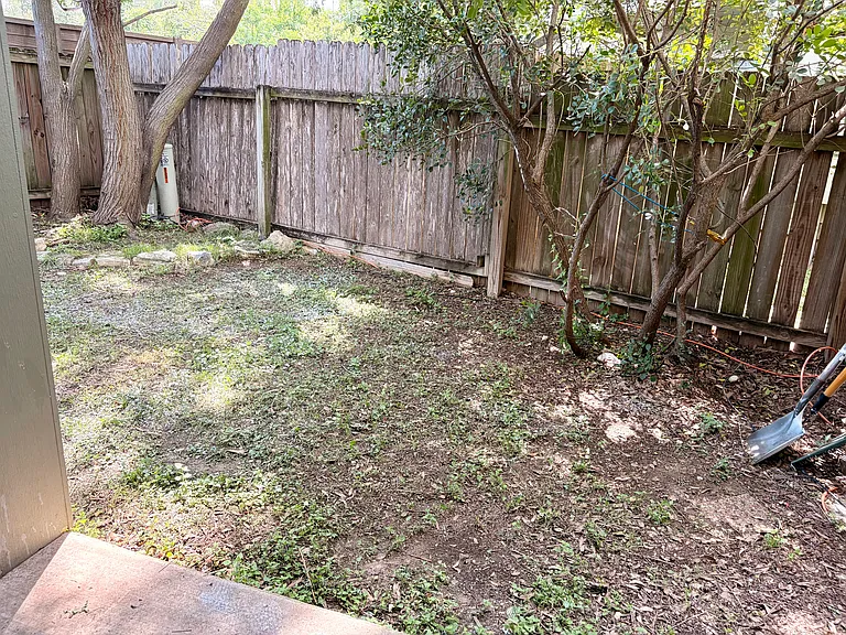 8301 Bradford Edward Cv — Photo 16