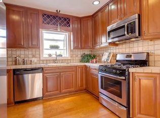 1033 Fountain St, Alameda, CA 94501
