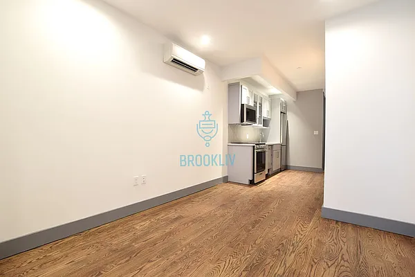 Rented by null | media 14