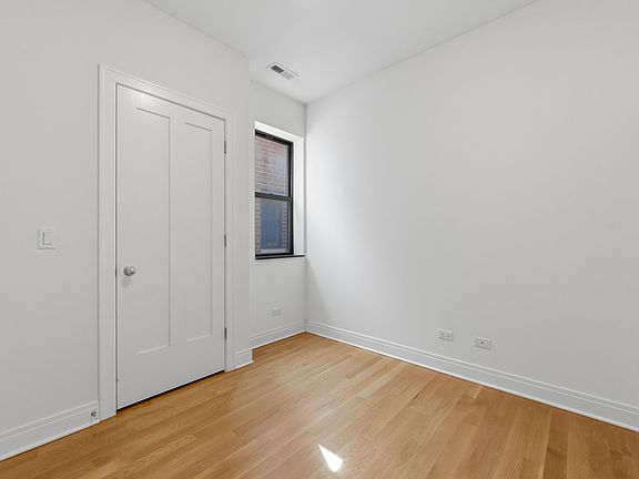 5th image of 1825 N California Ave Unit 4