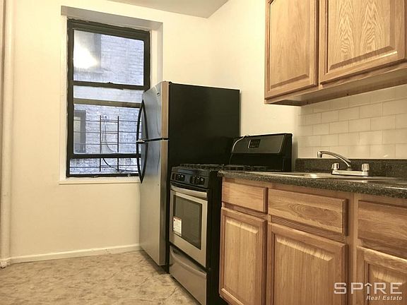 2nd image of 4065 Carpenter Ave APT 1h