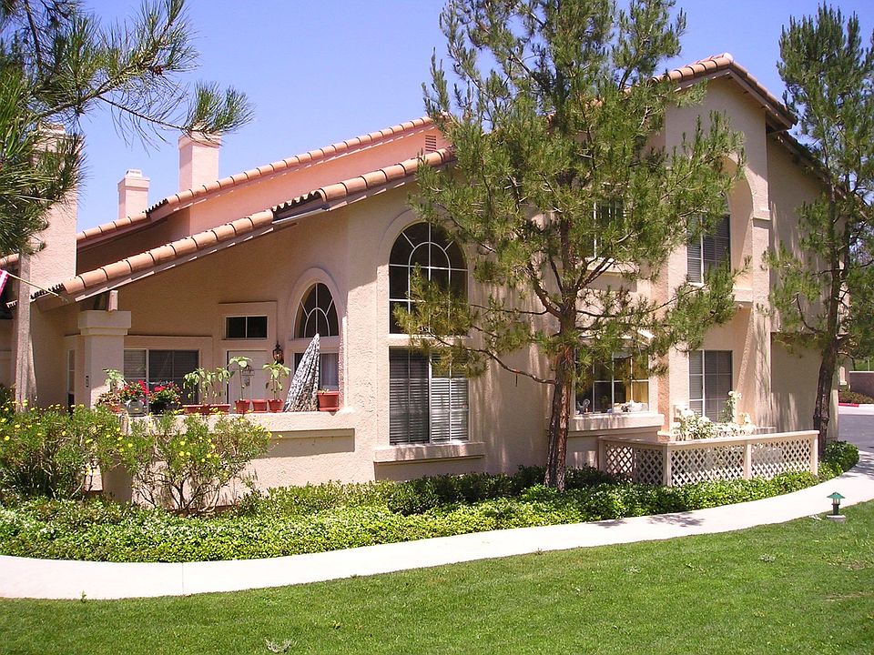 1st image of 161 Nightingale Dr