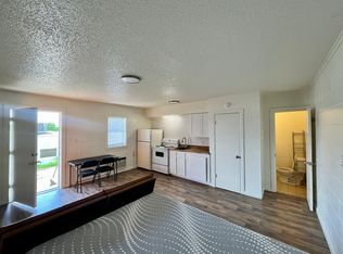 258 S Church Ave, Fayetteville, AR 72701