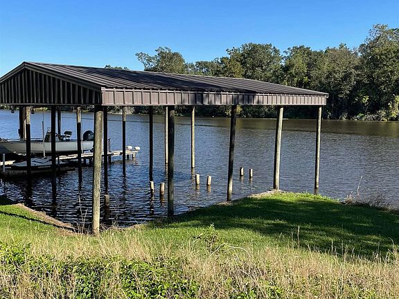 2nd image of 21583 Waterfront East Dr