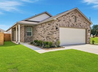 124 Rising Cedar Ln, Hockley, TX 77447