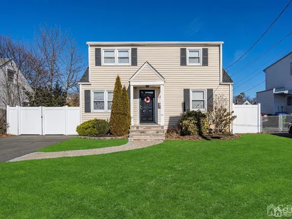 63 Duley Ave, Edison, NJ 08817