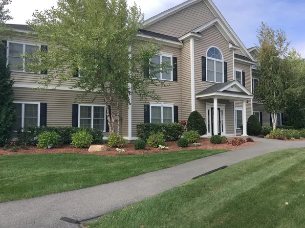 17 Roundabout Way Unit 3, Manchester, NH 03102