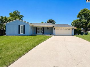 425 Parklane St, Pratt, KS 67124