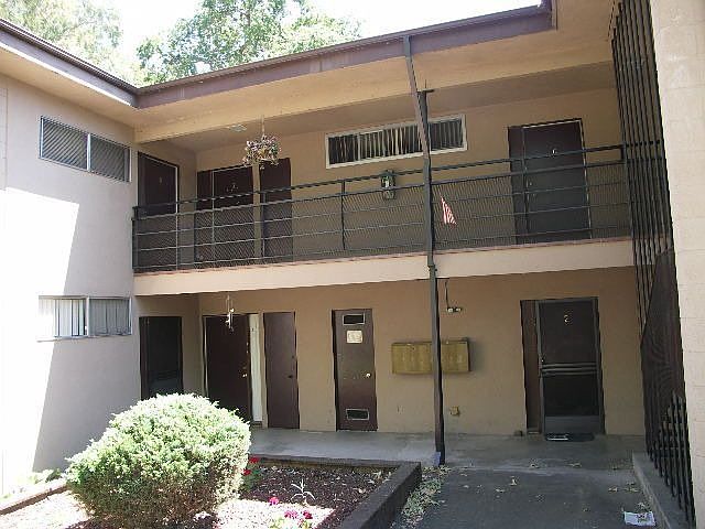 Giorgi Park apartment building