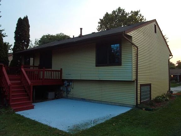 2nd image of 3398 Auburn Dr