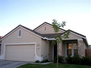 421 Arlingdale Cir, Rio Linda, CA 95673