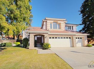 10900 Craigton Ct, Bakersfield, CA 93311