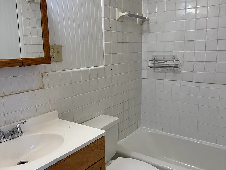 5001 Lancaster St #3 — Photo 6