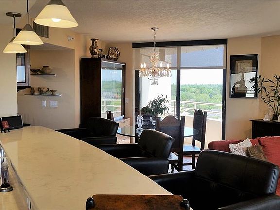 4th image of 5940 Pelican Bay Plz S APT 805