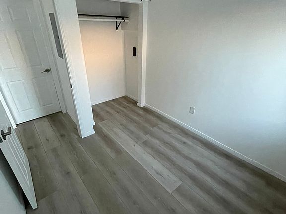 4th image of 6710 Kraft Ave