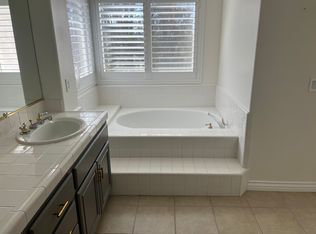 15464 Borges Dr, Moorpark, CA 93021