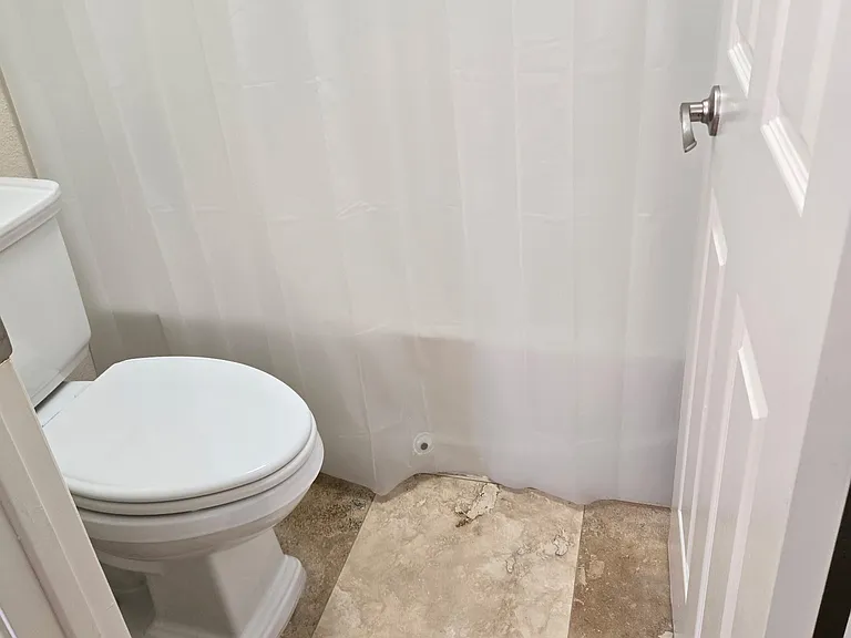 523 Hart Dr #5 — Photo 10